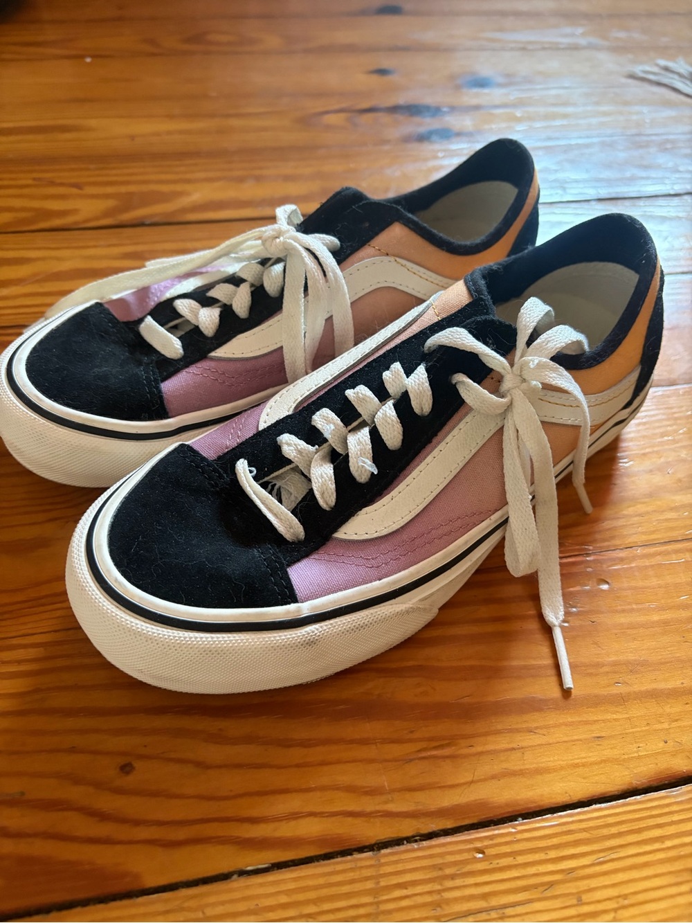 Vans Low-Top Sneakers in Black, Pink & Orange